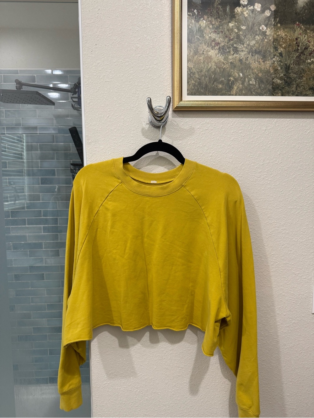 Women's ALO Yoga Cropped Crewneck Sweatshirt - Mustard
